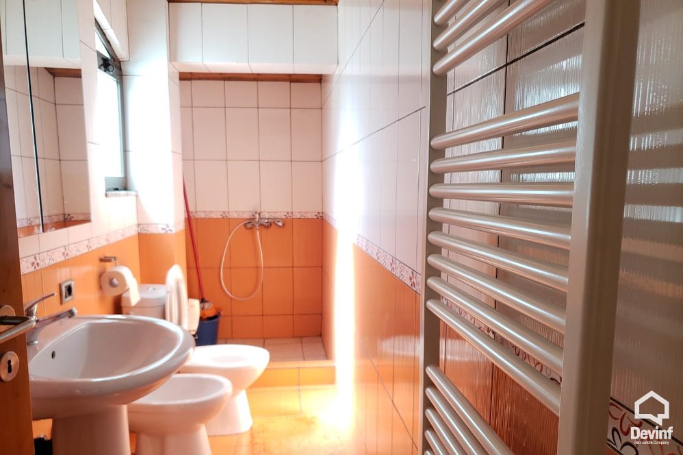 Tirane For Sale Villa 3+1+A Pellumbas area Villa