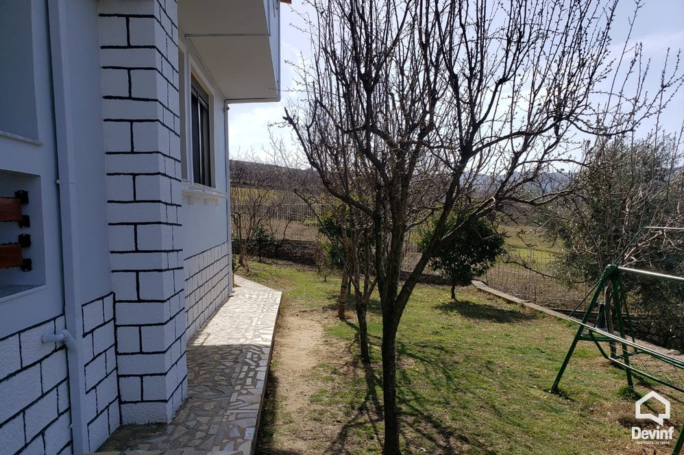 Tirane For Sale Villa 3+1+A Pellumbas area Villa