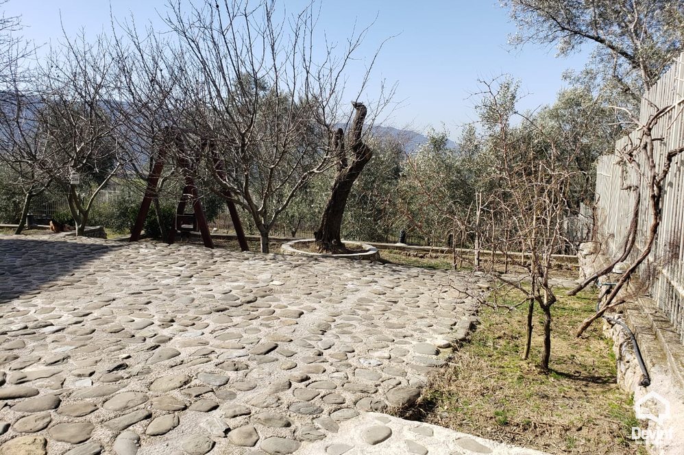 Tirane For Sale Villa 3+1+A Pellumbas area Villa