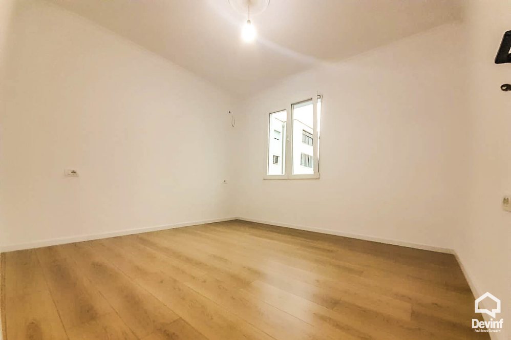 Tirane Shitje Apartament 1+1+A Sheshi Avni Rustemi, Pazari i Ri apartament