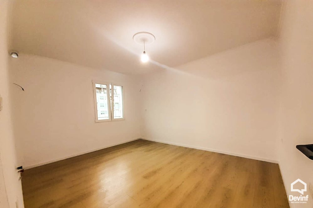 Tirane Shitje Apartament 1+1+A Sheshi Avni Rustemi, Pazari i Ri apartament