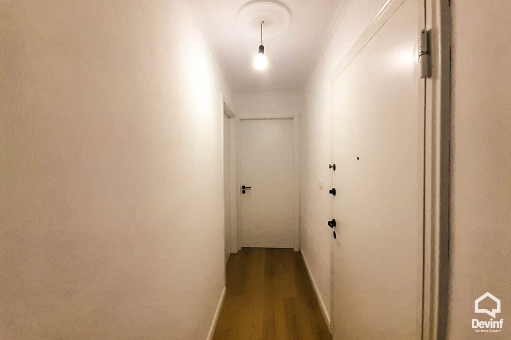 Tirane Shitje Apartament 1+1+A Sheshi Avni Rustemi, Pazari i Ri apartament