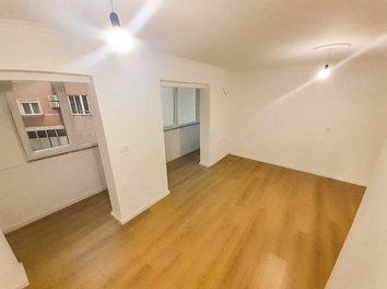 Apartament Shitje Sheshi Avni Rustemi, Pazari i Ri