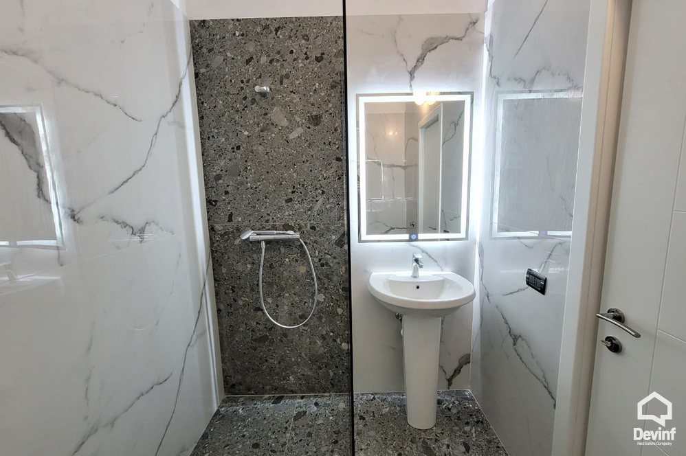 Tirane Shitje Apartament 3+1+A Zona e ish-Bllokut. apartament