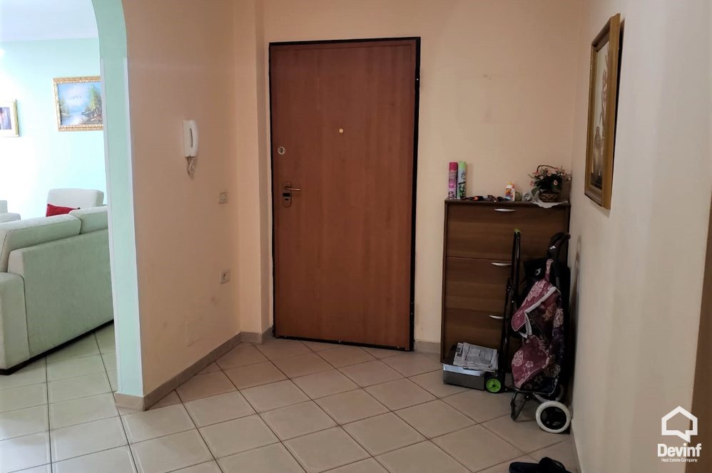Tirane Shitje Apartament 2+1+A Apartament tek 21 Dhjetori apartament