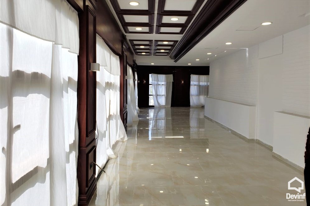 Me Qera Shop  Business premises close to Myslym Shyri Street Tirane