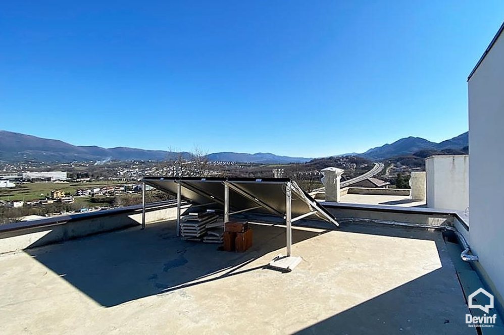 Tirane Shitje Vile  prane Qendres Tregtare TEG vile