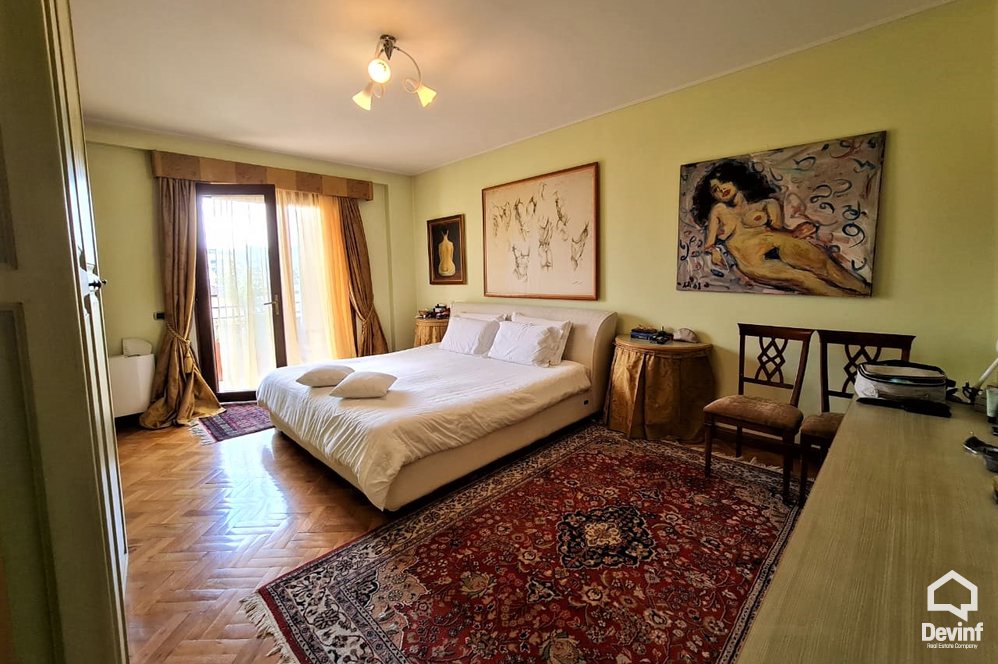 Tirane Qera Apartament 4+1+A Apartament ne zonen e Bllokut apartament