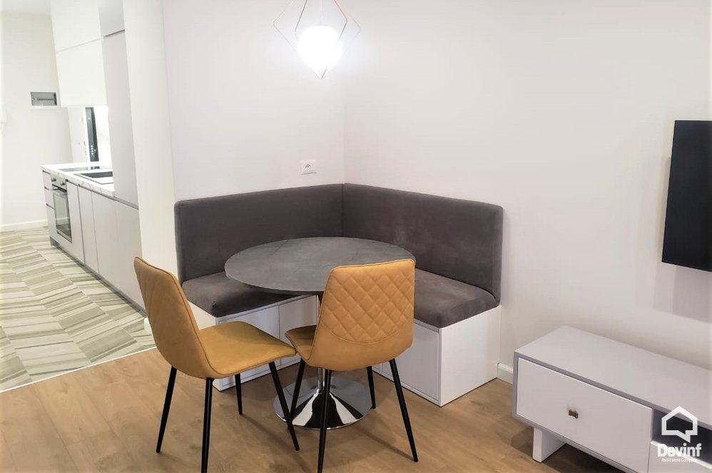 Tirane Qera Apartament 1+1+A Ne Bulevardin Zogu i I apartament