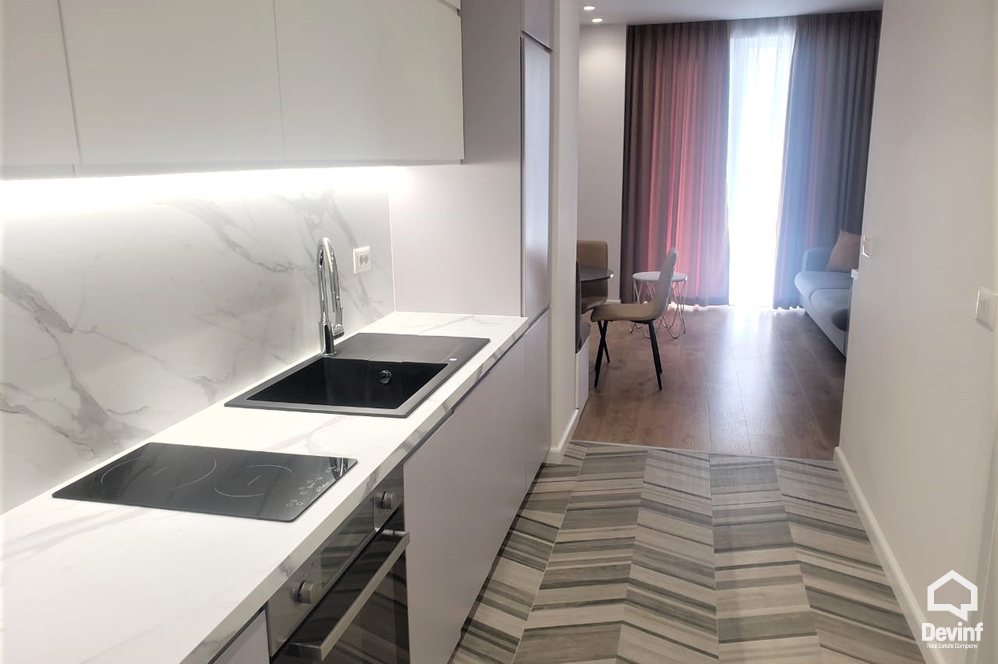 Tirane Qera Apartament 1+1+A Ne Bulevardin Zogu i I apartament