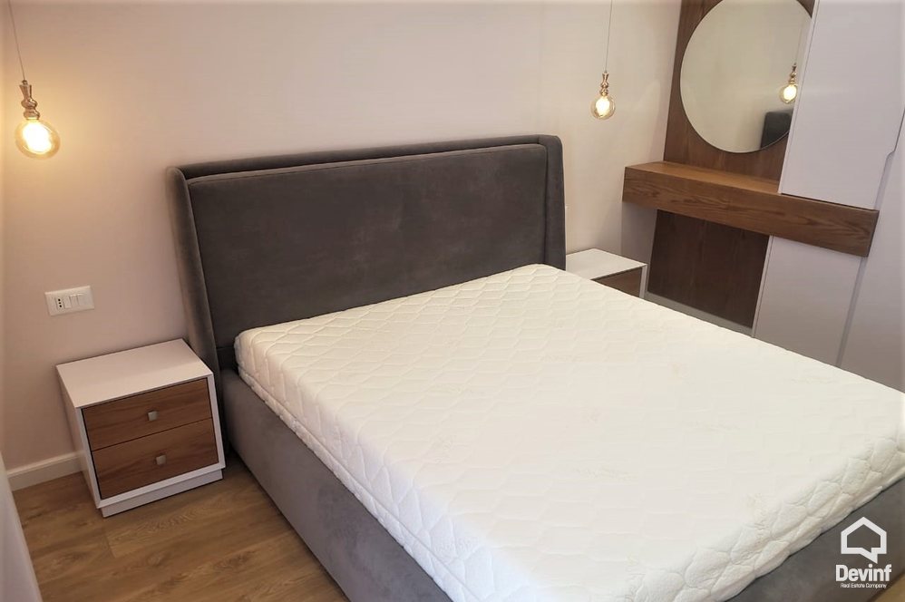 Tirane Qera Apartament 1+1+A Ne Bulevardin Zogu i I apartament