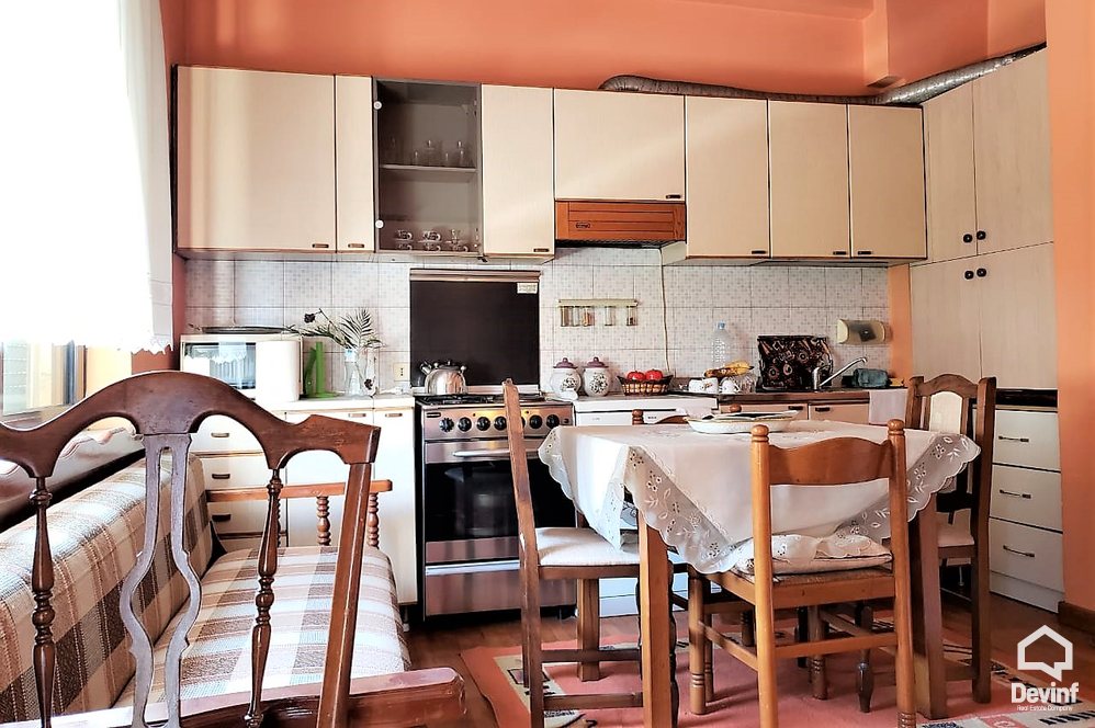 Tirane Shitje Apartament 2+1+G Rruga e Barrikadave, prane unazes apartament