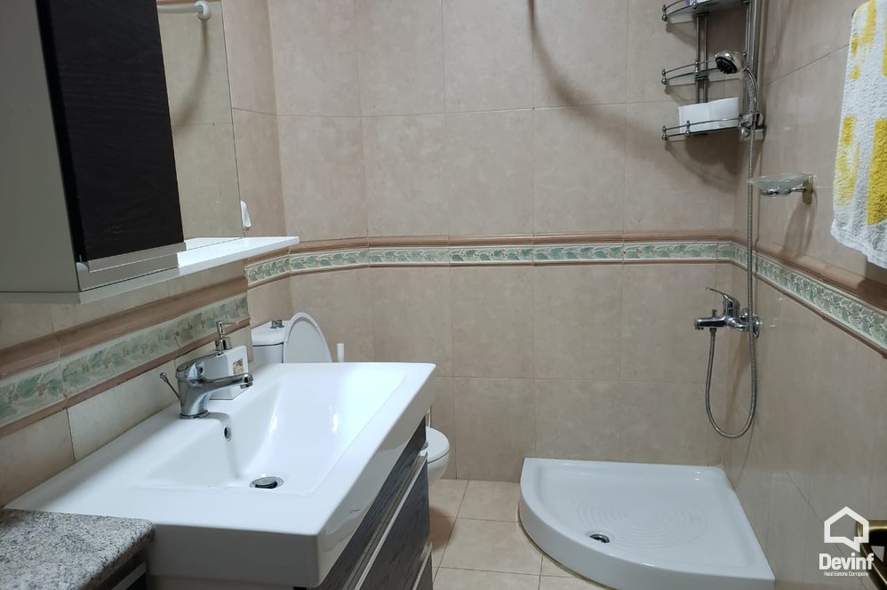 Tirane Qera Apartament 4+1+A Apartament ne Bulevardin Zogu i I apartament zyre