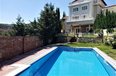 Me Qera Villa More then 4 rooms A house in a residential compound located in Farka Area Tirane