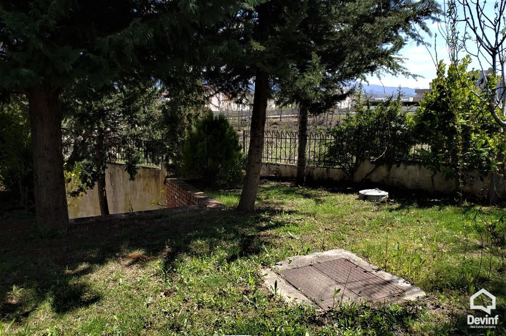 Tirane For Rent Villa Me shume se 4 dhoma A house in a residential compound located in Farka Area Villa Residential Complex