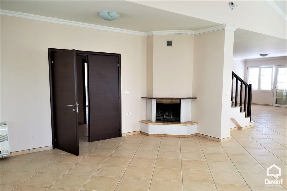 Tirane For Rent Villa Me shume se 4 dhoma A house in a residential compound located in Farka Area Villa Residential Complex