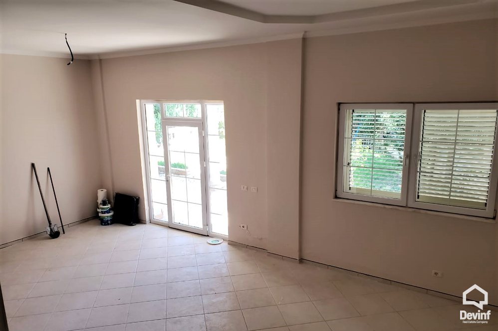 Tirane For Rent Villa Me shume se 4 dhoma A house in a residential compound located in Farka Area Villa Residential Complex