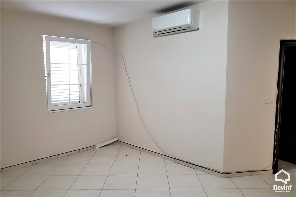Tirane For Rent Villa Me shume se 4 dhoma A house in a residential compound located in Farka Area Villa Residential Complex