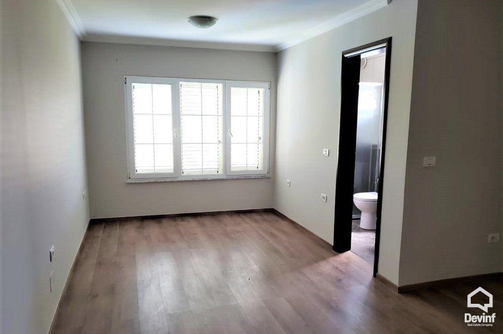 Tirane For Rent Villa Me shume se 4 dhoma A house in a residential compound located in Farka Area Villa Residential Complex