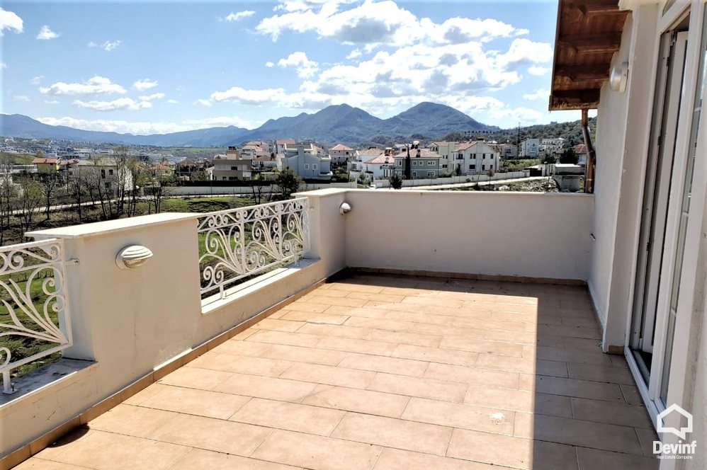 Tirane For Rent Villa Me shume se 4 dhoma A house in a residential compound located in Farka Area Villa Residential Complex