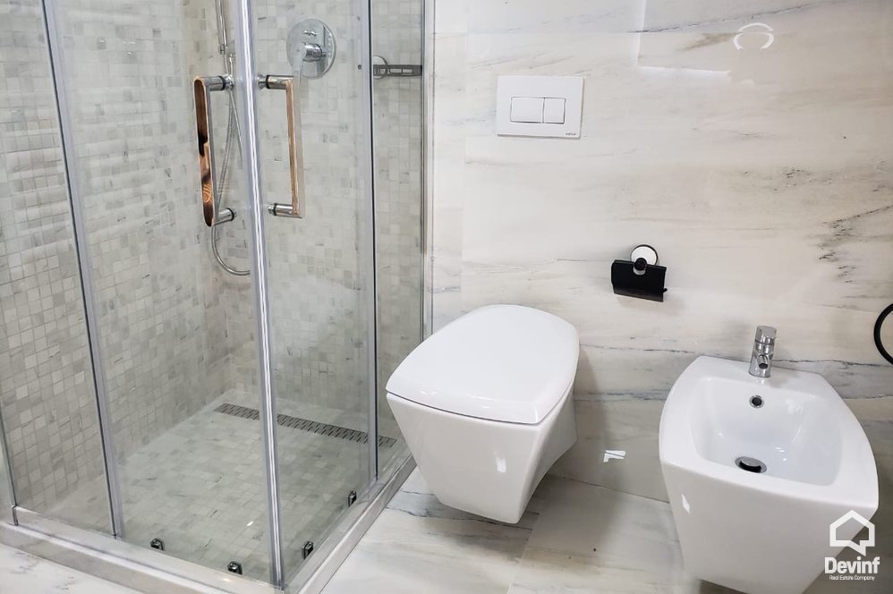 Tirane Qera Apartament 3+1+G Kompleks rezidencial, prane Qendres Tregtare TEG apartament kompleks rezidencial papafingo
