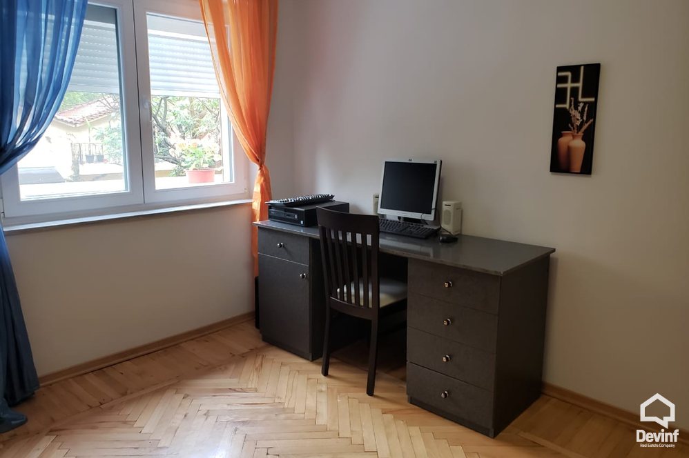 Tirane Qera Apartament 2+1+A Zyra tek Stadiumi Selman Stermasi zyre