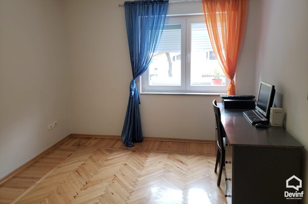 Tirane Qera Apartament 2+1+A Zyra tek Stadiumi Selman Stermasi zyre