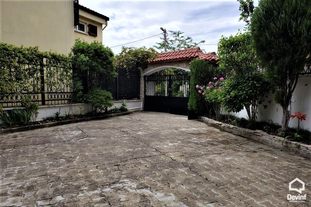 Tirane For Sale Villa Me shume se 4 dhoma A villa in the USA Embassy compound Villa