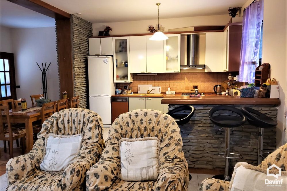 Tirane For Sale Villa Me shume se 4 dhoma A villa in the USA Embassy compound Villa