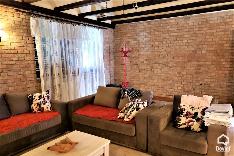 Tirane For Sale Villa Me shume se 4 dhoma A villa in the USA Embassy compound Villa