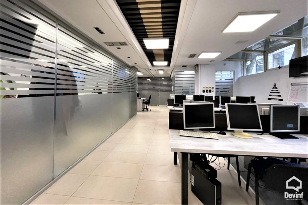 Tirane For Rent Shop  Office close to Wilson Square Office Shop