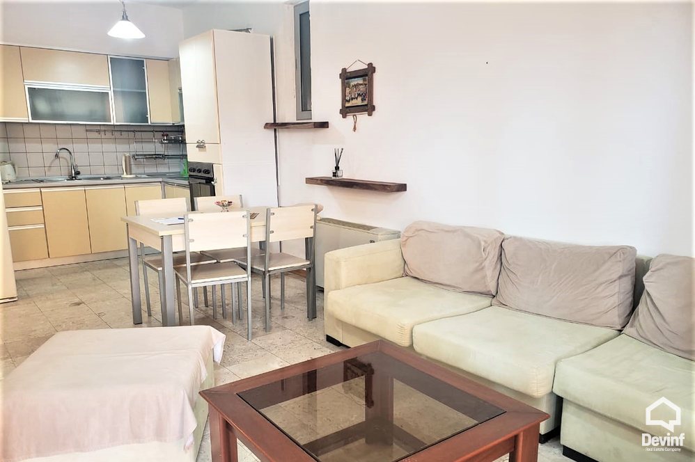 Tirane Qera Apartament 2+1+A Ne zonen midis Stadiumit Selman Stermasi dhe Bllokut apartament