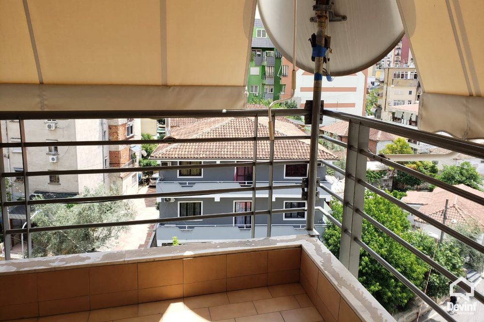 Tirane Qera Apartament 2+1 Apartament ne Rr. Elbasanit apartament