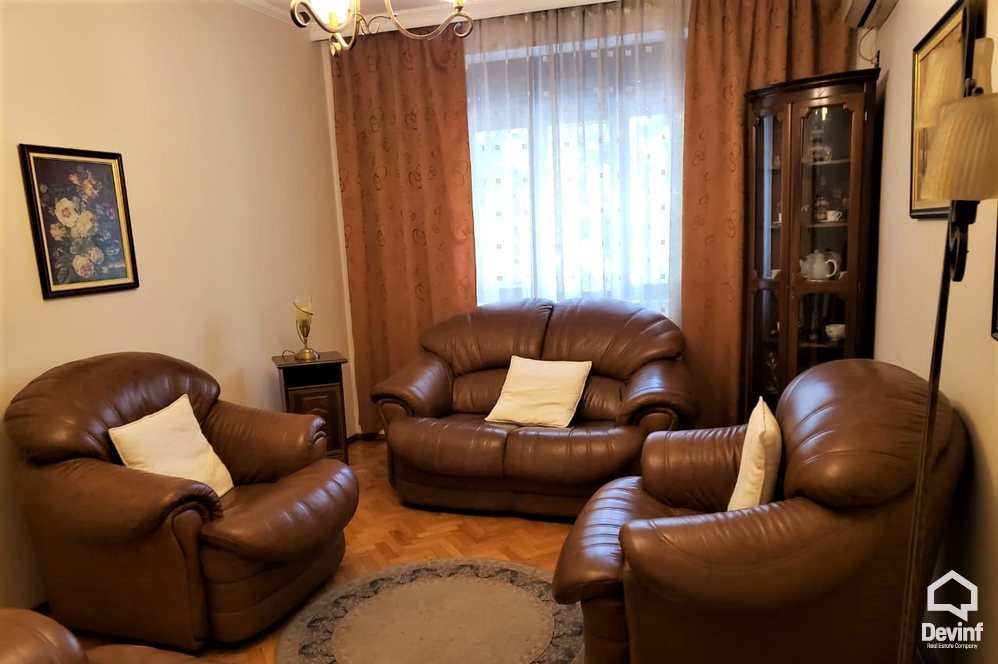 Tirane Shitje Apartament 3+1+G Apartament per biznes, ne katin e dyte prane Ures se Tabakeve apartament zyre