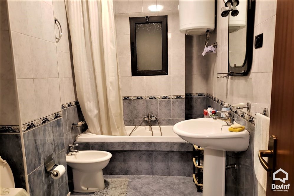 Tirane Shitje Apartament 3+1+G Apartament per biznes, ne katin e dyte prane Ures se Tabakeve apartament zyre