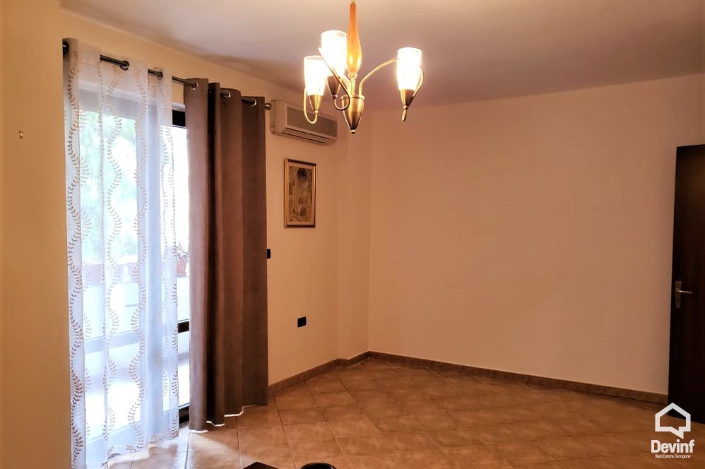 Tirane Shitje Apartament 3+1+G Apartament per biznes, ne katin e dyte prane Ures se Tabakeve apartament zyre