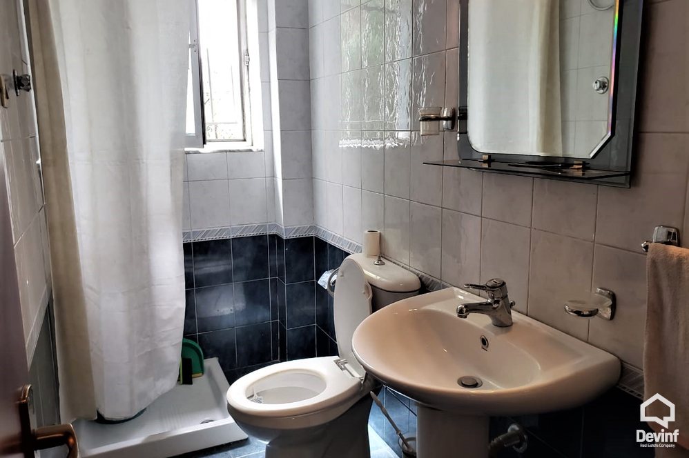 Tirane Shitje Apartament 3+1+G Apartament per biznes, ne katin e dyte prane Ures se Tabakeve apartament zyre