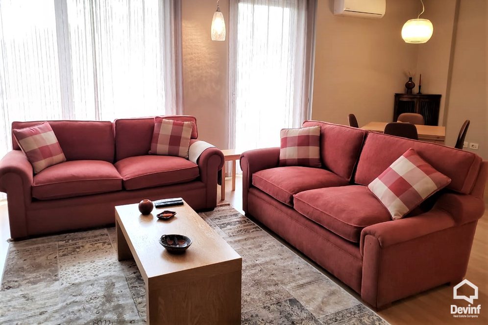 Me Qera Apartament 1+1+G Ne Parkun e Madh te Liqenit, prane Stadiumit Air Albania Tirane