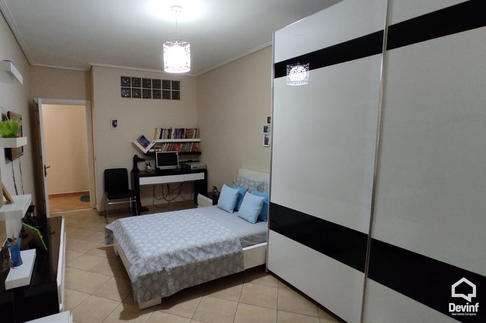 Tirane Shitje Apartament 2+1+A Perballe Kristal Center, mbi unazen apartament