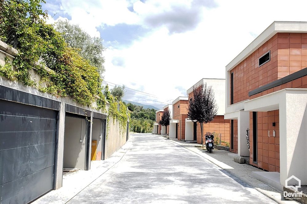 Tirane Qera Vile 3+1+A Kompleks residencial prane TEG vile kompleks rezidencial