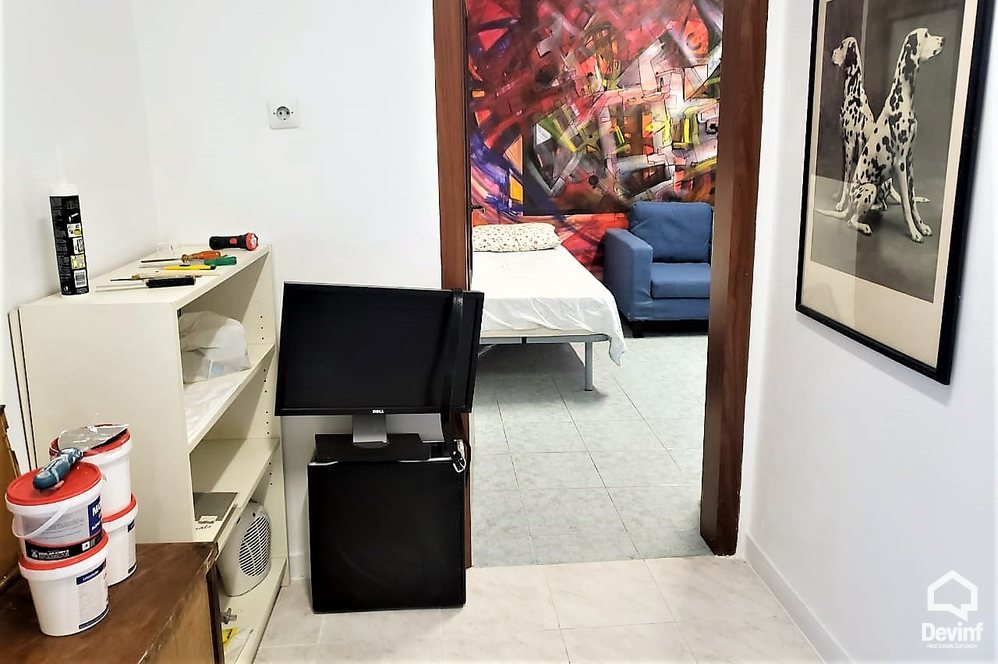 Tirane For Rent Office Garsoniere Office in Myslym Shyri Street Office