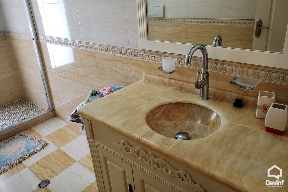 Tirane Qera Apartament 1+1+A Apartament ne Rr. Myslym Shyri apartament
