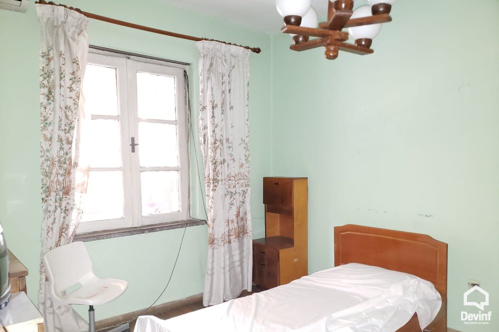 Tirane For Sale Apartment 2+1+A Near the intersection of the Medrese market Apartment