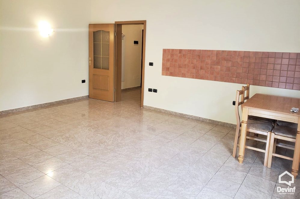 Tirane Qera Zyre 1+1+A Zyre ne zonen e Bllokut zyre