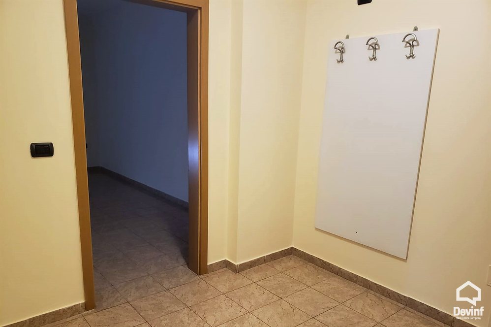 Tirane Qera Zyre 1+1+A Zyre ne zonen e Bllokut zyre