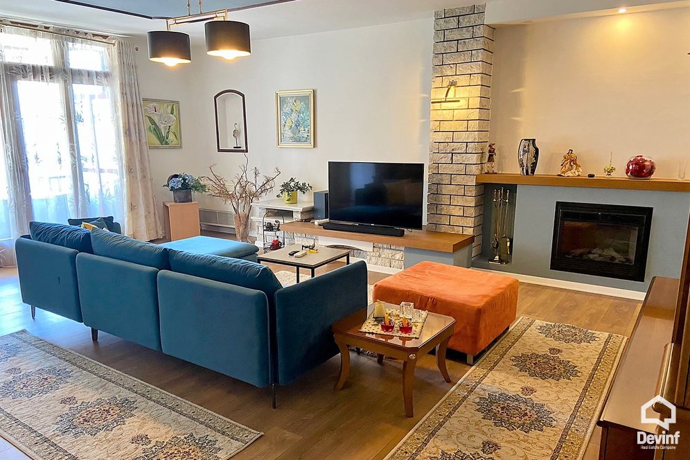 Me Qera Apartament 3+1+A Apartament ne Bulevardin Zogu i I Tirane