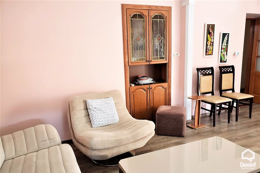 Tirane Qera Apartament 3+1+G Apartament ne Laprake apartament