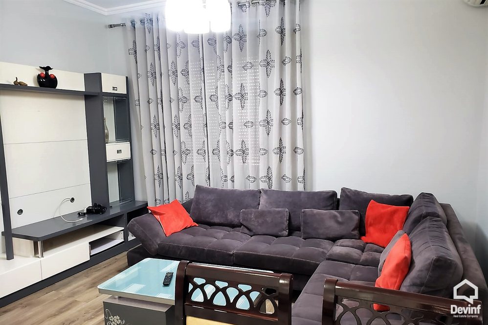 Tirane Qera Apartament 3+1+G Apartament ne Laprake apartament
