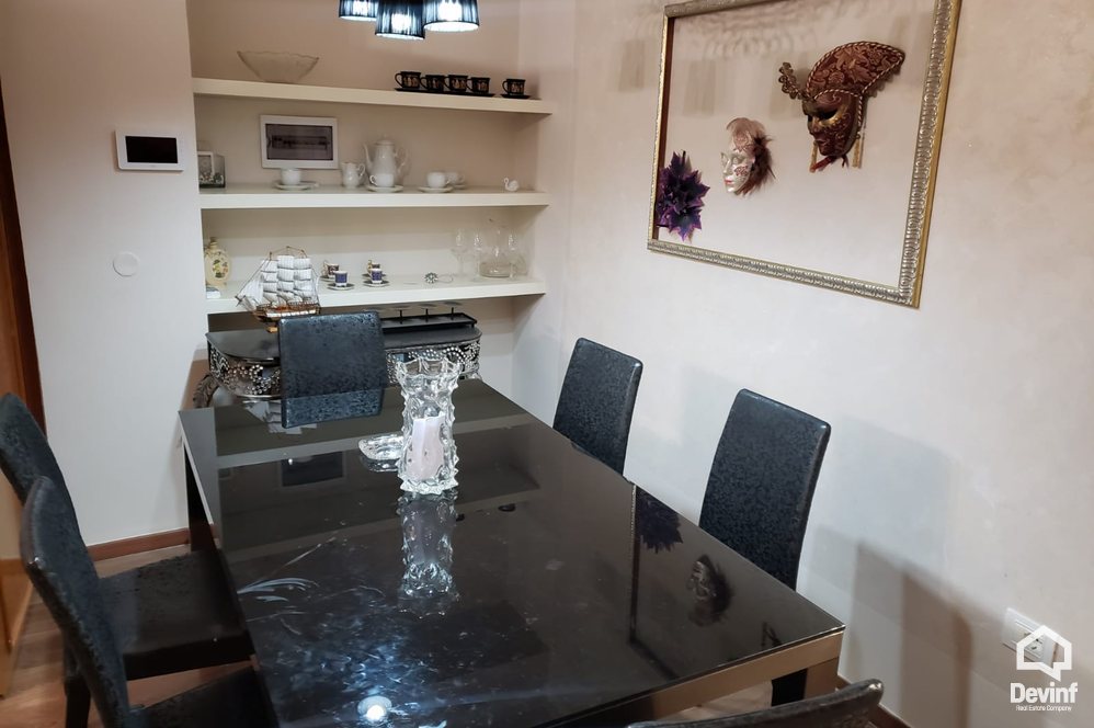 Tirane Qera Apartament 2+1+A Shume prane Parkut te Liqenit te Tiranes apartament