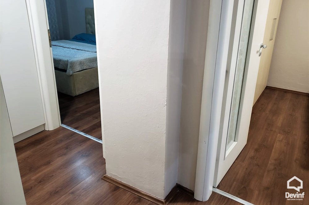 Tirane Qera Apartament 2+1+A Shume prane Parkut te Liqenit te Tiranes apartament
